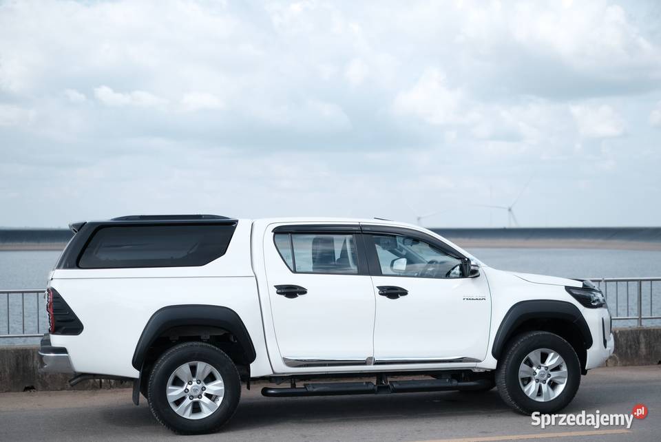 Zabudowa paki PREMIUM 4x4 HARDTOP Venture TOYOTA osobowe Pasłęk