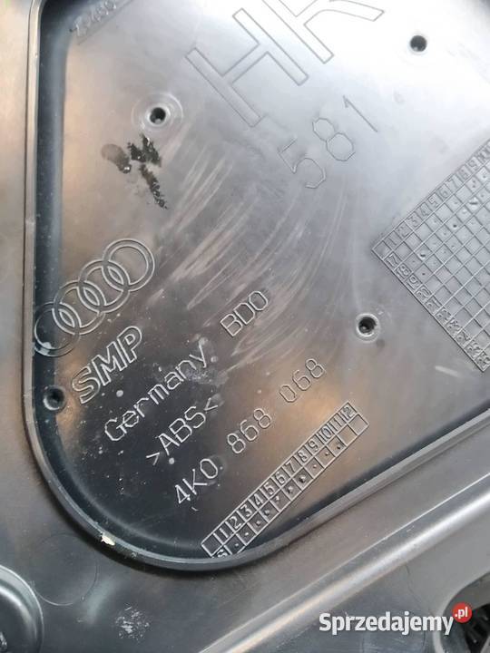 TAPICERKA BOCZEK PRAWY TYŁ KOMBI Audi A6 V 2018 osobowe