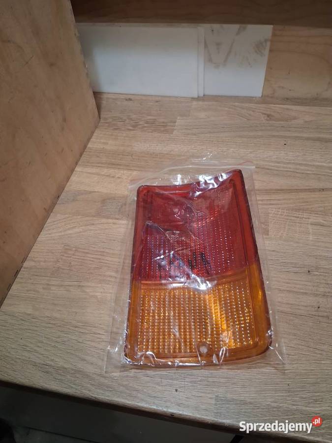 Klosz lampy tylnej 126p prawy Chrzanów sprzedam