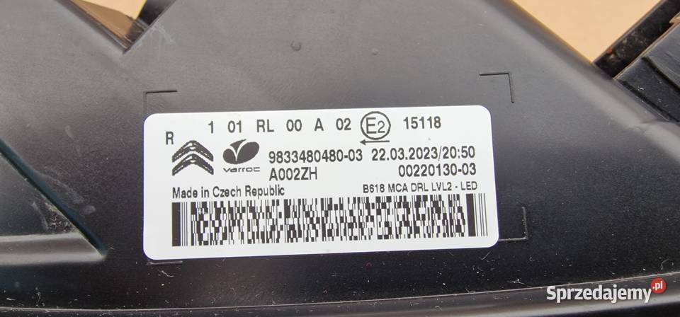 CITROEN C3 III 3 LIFT LAMPA PRAWA LED 9833480480 Bieleń