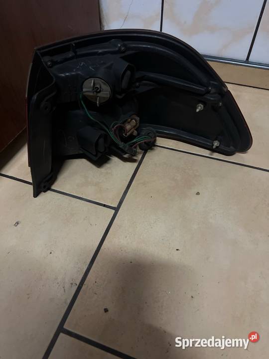 Lampa tyl lewa mazda 626 osobowe Lampy tylne Margonin