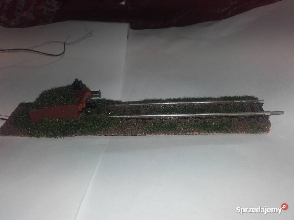 wykończony tor końcowy z kozłem oporowym TT Będzin