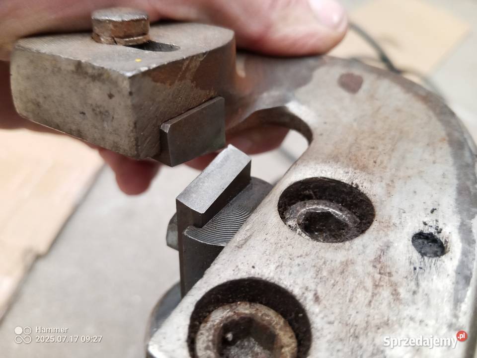 Nożyce elektryczne do blachy Celma Stargard