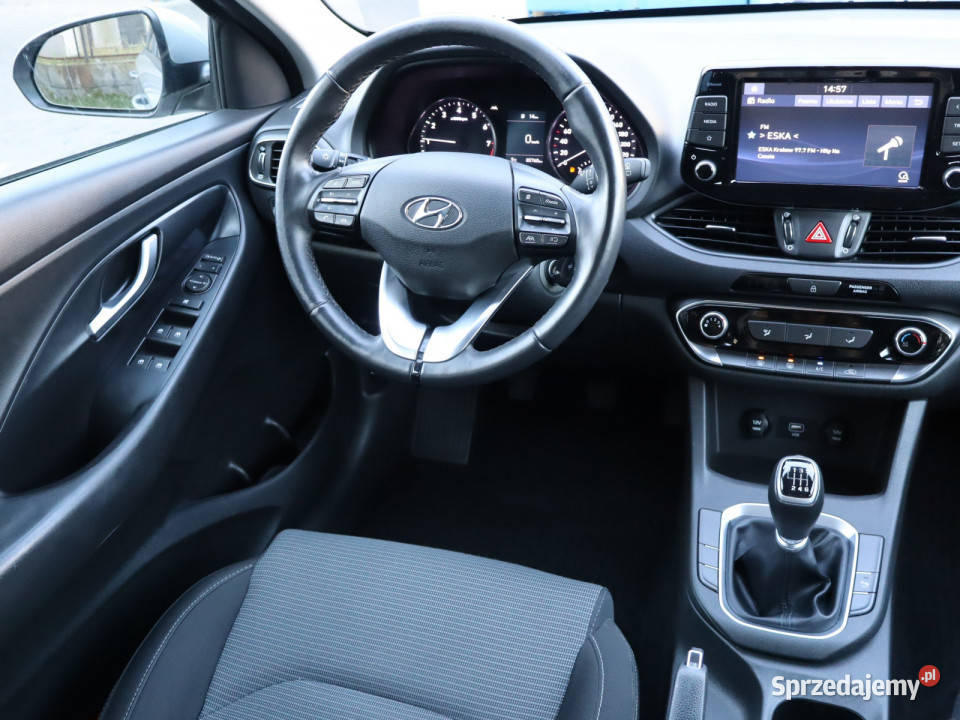 Hyundai i30 10 TGDI srebrny