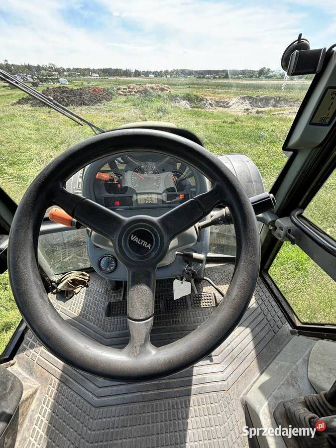 Ciągnik ValtraValmet t130 Valtra Szamocin