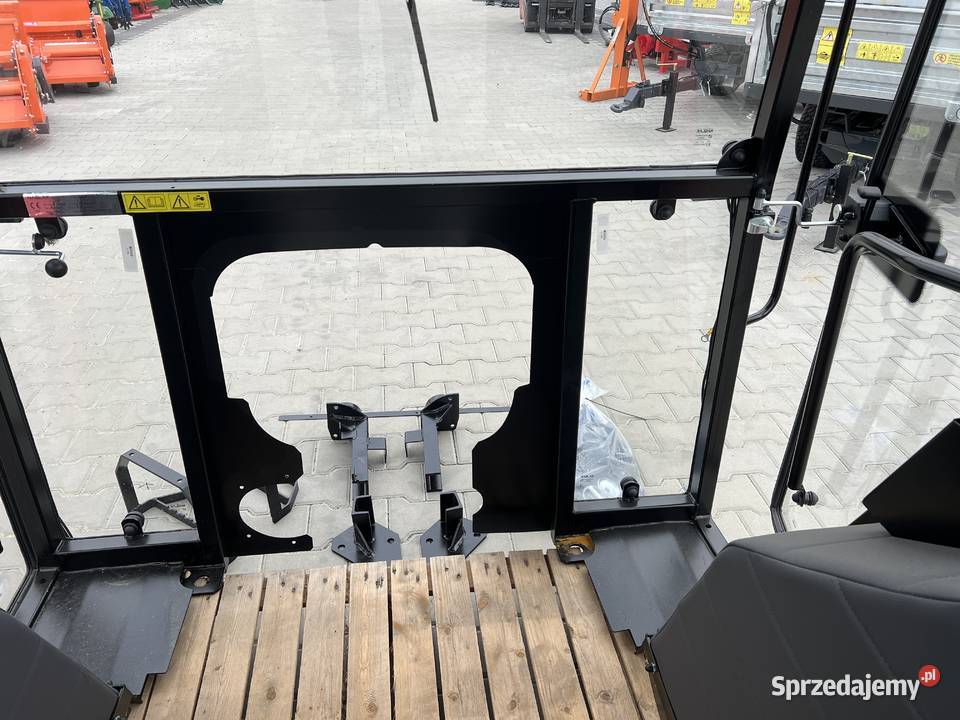 Kabina Ursus C360 C360 C330 C330 T25 błotniki Trojanów