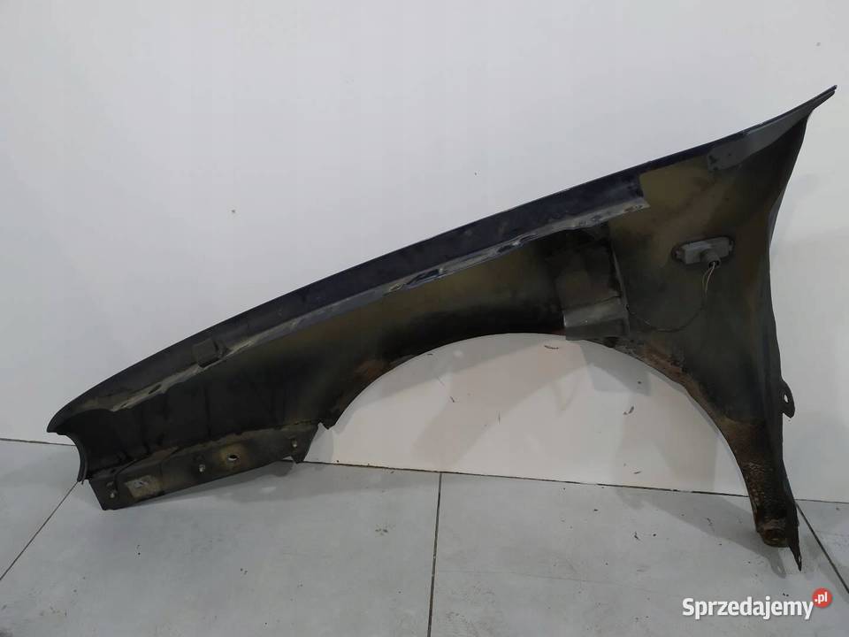 BŁOTNIK PRAWY PRZÓD GRANATOWY VW Volkswagen Golf