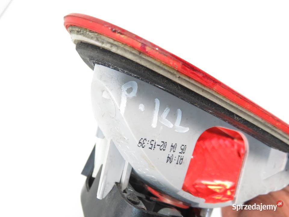 LAMPA PRAWA TYLNA KLAPA BMW 3 Touring E46