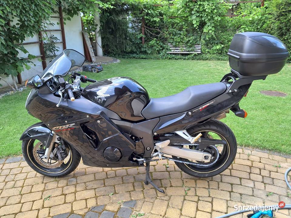 Legendarna Honda CBR 1100 początek produkcji Honda Warszawa