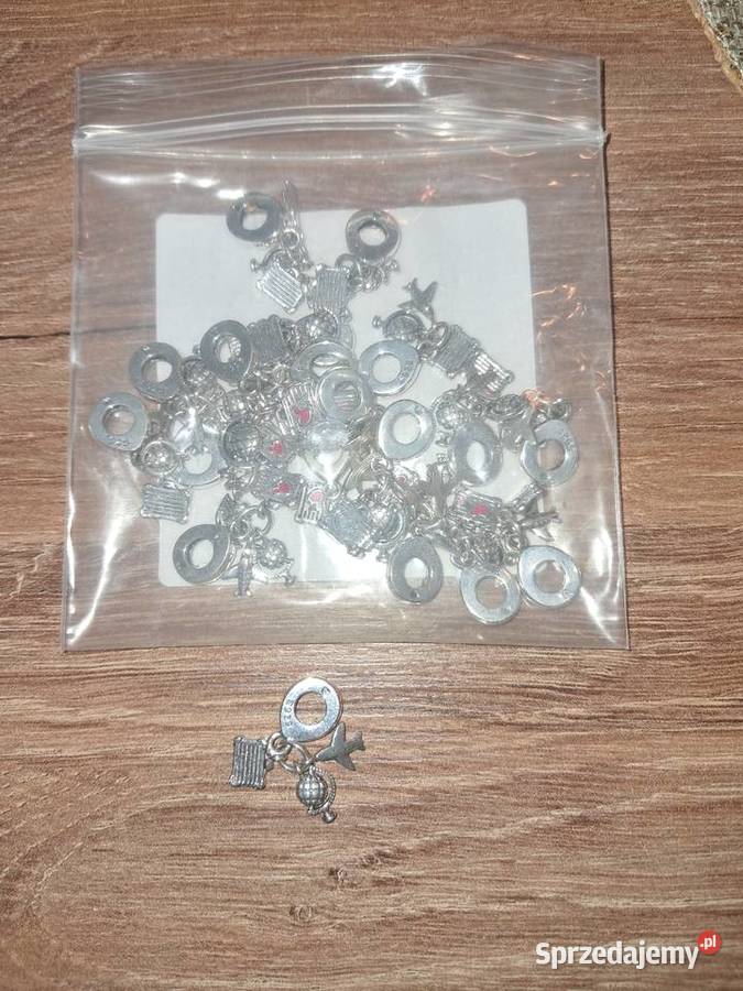 nowa srebrna próba 925 zawieszka na bransoletkę świętokrzyskie Sandomierz