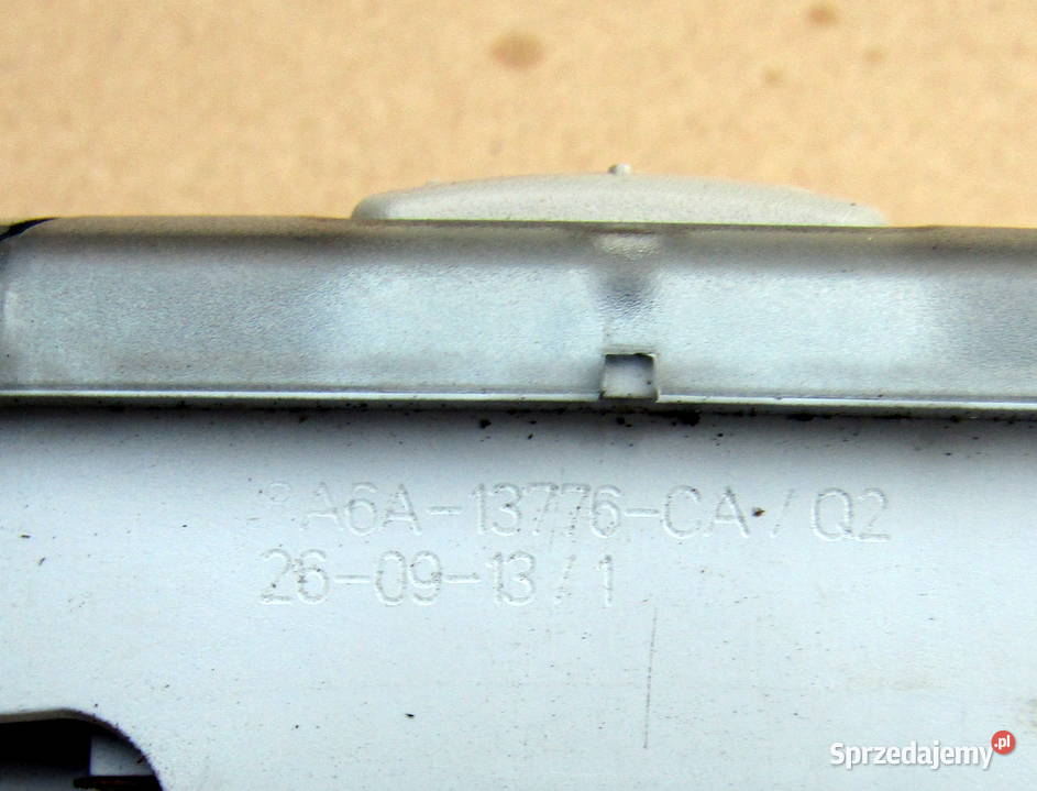 LAMPKA OŚWIETLENIA KABINY FORD ECOSPORT MK2 Mysłaków sprzedam