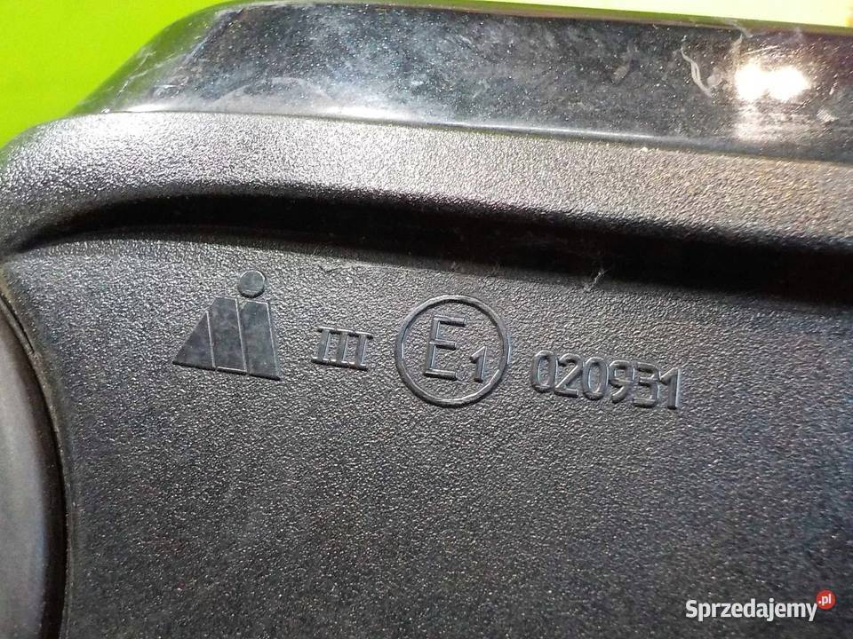 AUDI A3 8P II LIFT 10r lusterko prawe E1020931 osobowe Karoseria sprzedam