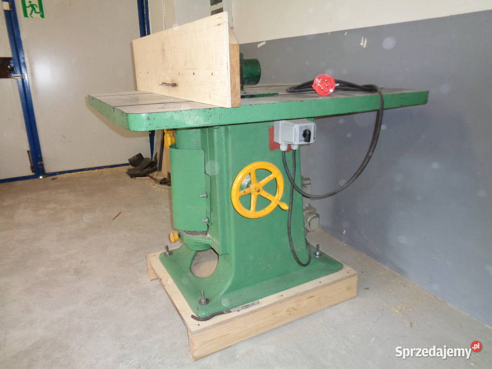 Frezarka dolnowrzecionowa Różan sprzedam