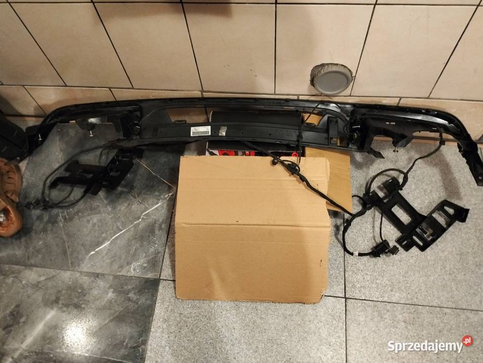 Dokładka zderzaka tylnego Mercedes SL 63 AMG osobowe Rzeszów