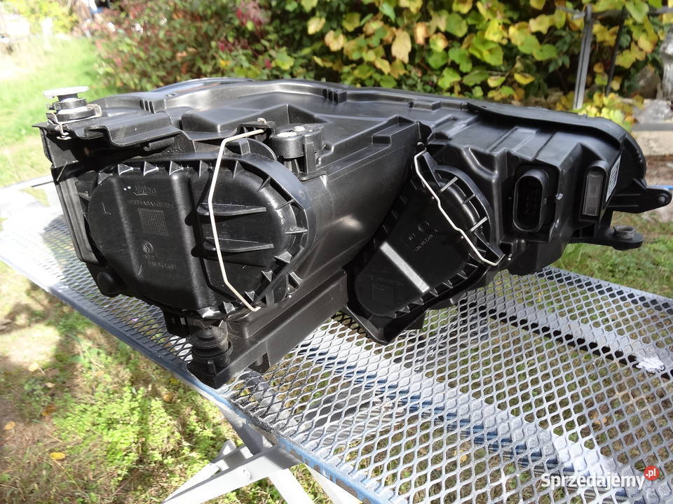 VW GOLF SPORTSVAN LAMPA LEWA PRZEDNIA KOMPLETNA osobowe