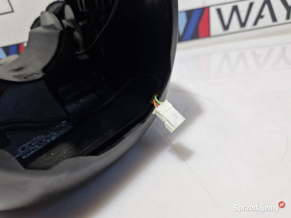 9220824 BMW F10 F11 OSŁONA OBUDOWA KOLUMNY