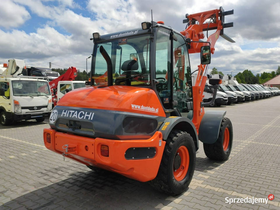 średnia kołowa Hitachi ZW75 Wheel Loader pełny VAT Widełki
