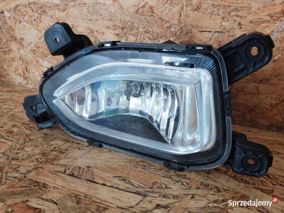 HYUNDAI KONA 17 HALOGEN PRAWY PRZÓD 92202J9 osobowe Pleszew sprzedam