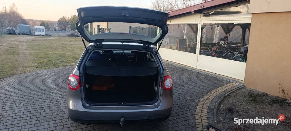 Volkswagen Passat B6 20TDI 140 8v światła przeciwmgielne Krynki