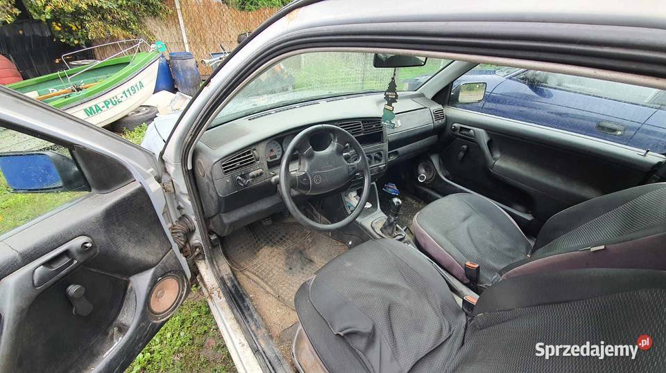Volkswagen golf III 3 coupe 18 gaz lpg wrak race uszkodzony mazowieckie Pułtusk