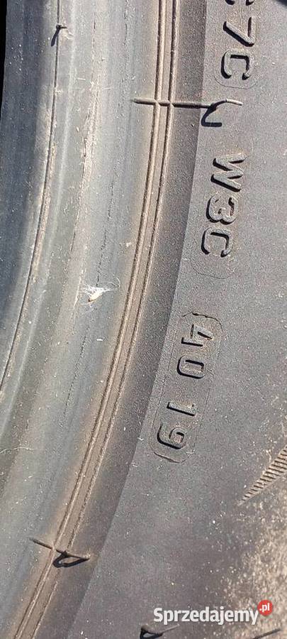Bridgestone Blizzak LM005 2355518 zimowe