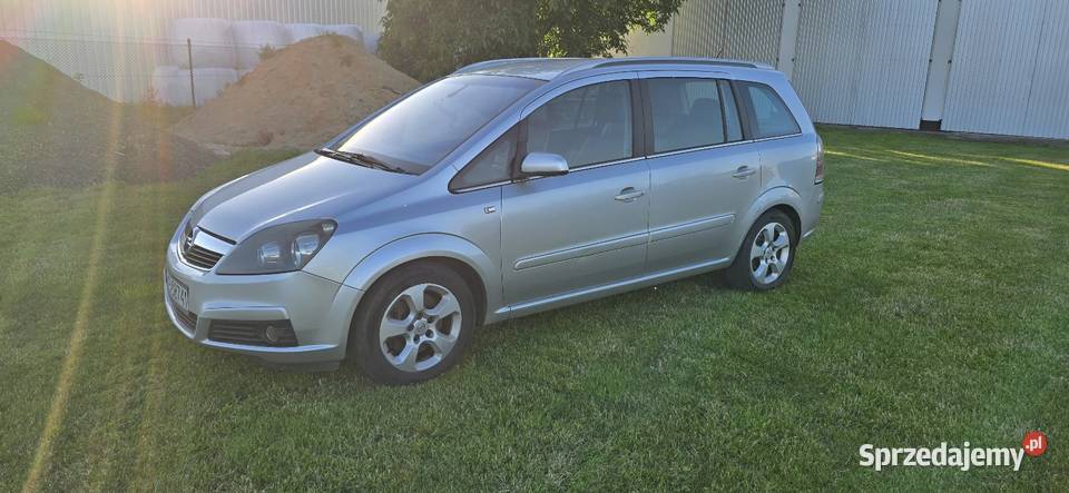 Opel zafira B 19 nieuszkodzony