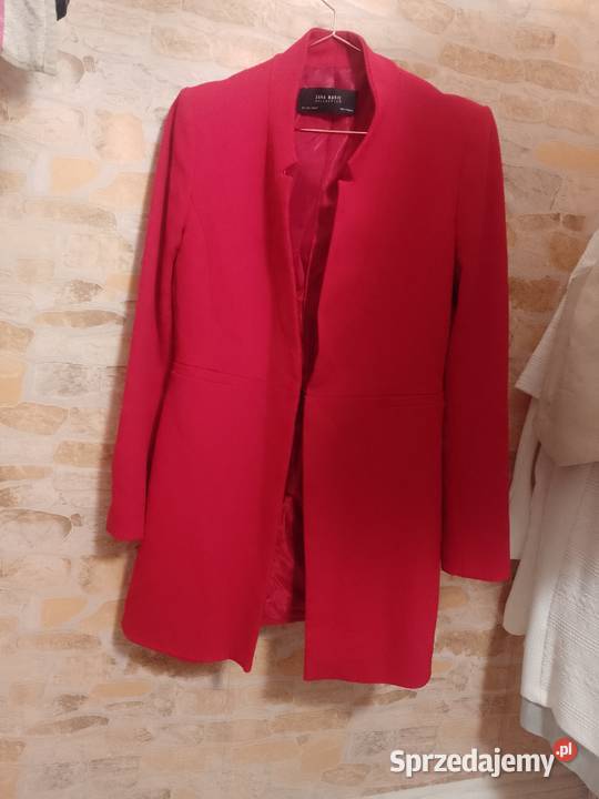 40L Zara Czerwony płaszcz z Madrytu dłuższy czerwony Kraków
