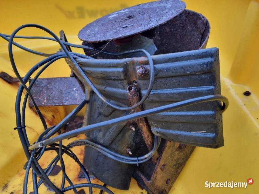 Piaskarka elektryczna posypywarka na busa 12V pomorskie