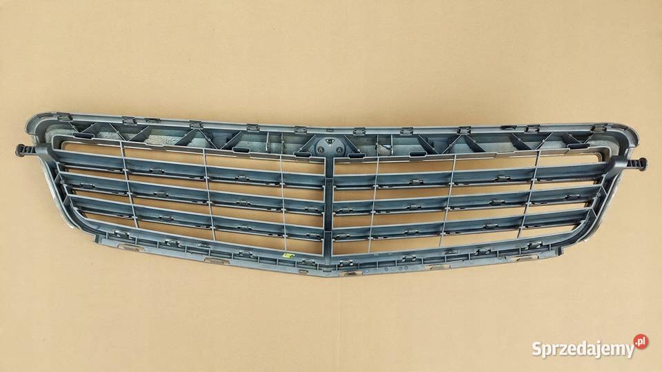 ATRAPA GRILL MERCEDES CKLASA W204 0711 Międzychód