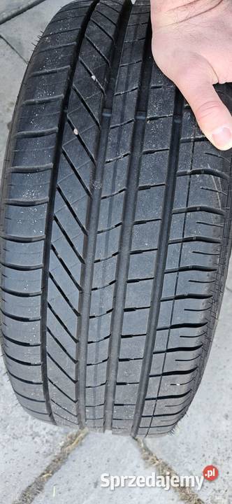 Goodyear Excellence w rozmiarze 22555 R17 Samochodowe Bełchatów