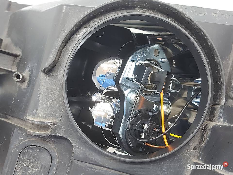 CITROEN DS4 13r lampa prawa przód 9674903680 świętokrzyskie