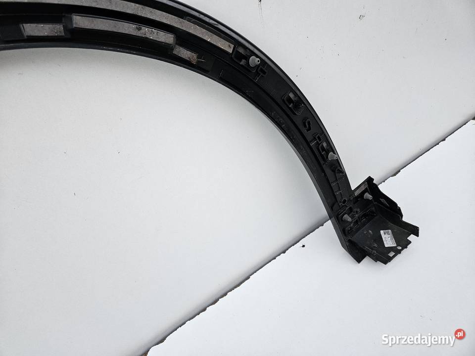 AUDI ETRON 4KE LISTWA BŁOTNIKA PRAWY PRZÓD PRAWA Międzychód