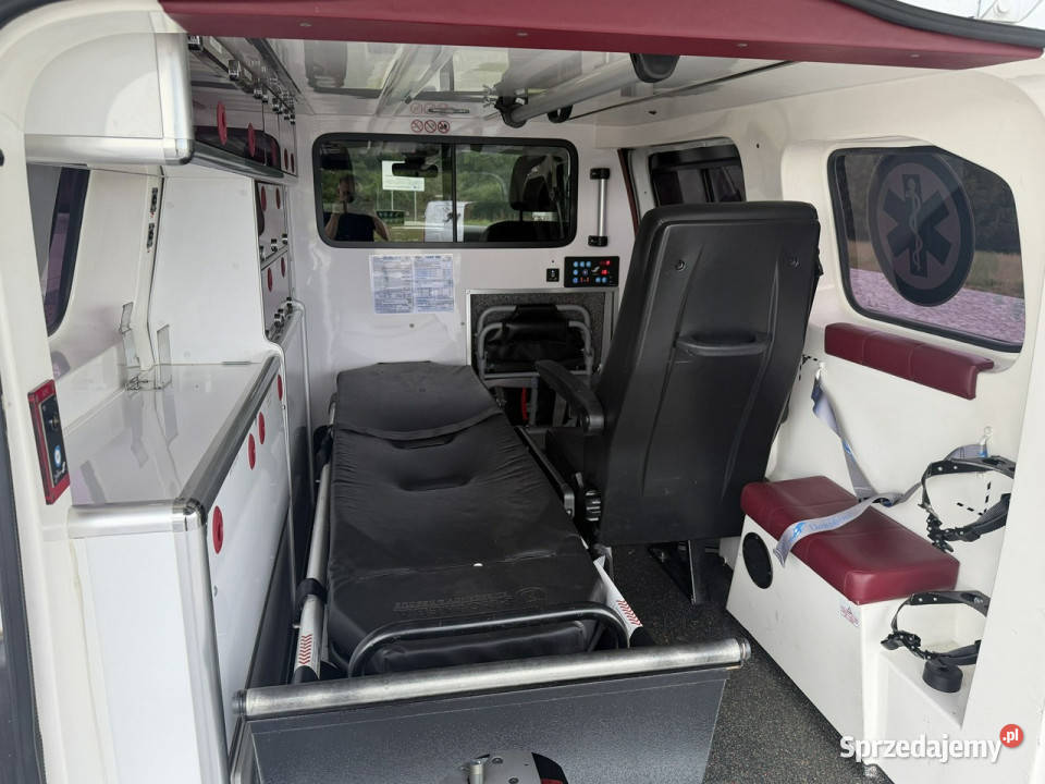 ambulansy Opel Vivaro Opel Vivaro oryginalny Specjalne Gostyń