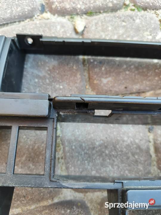 Ramka konsoli panel nawiewu kratki nawiewu vw t4 Rok produkcji 1994 Trzemeszno