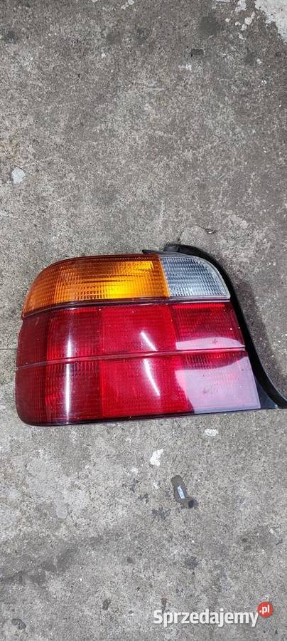 Lampa BMW E36 compact osobowe Biesowice