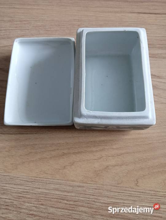 Szkatułka porcelanowa Limanowa