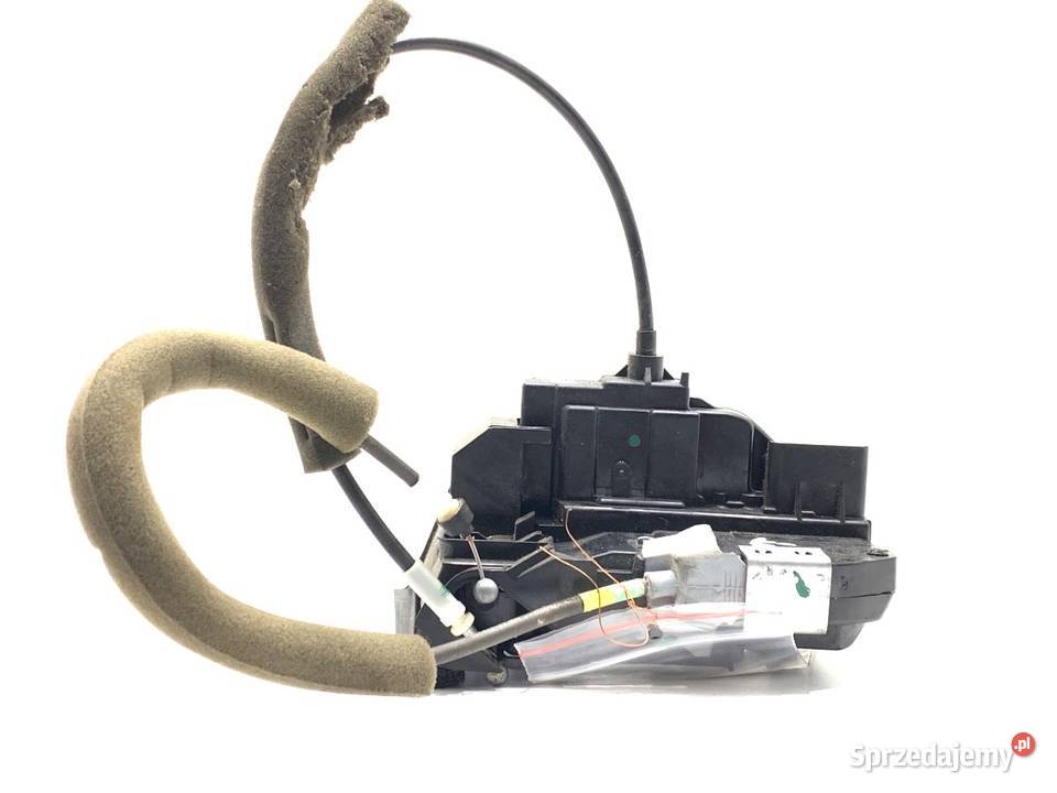 ZAMEK DRZWI PRAWY TYŁ NISSAN JUKE F15 Crossover