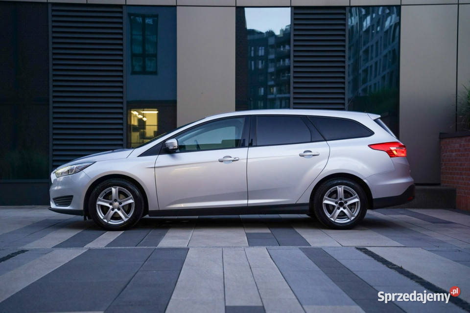 Ford Focus 16 TiVCT 125 SYNC 2 Quickclear Kraków