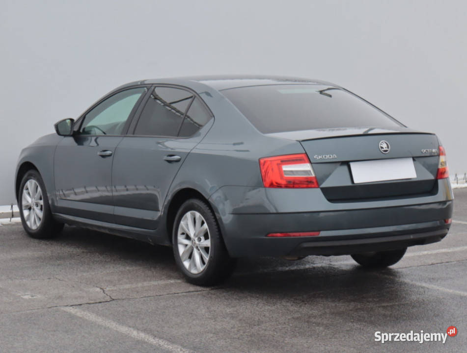 Skoda Octavia 15 TSI manualna Octavia Lublin sprzedam
