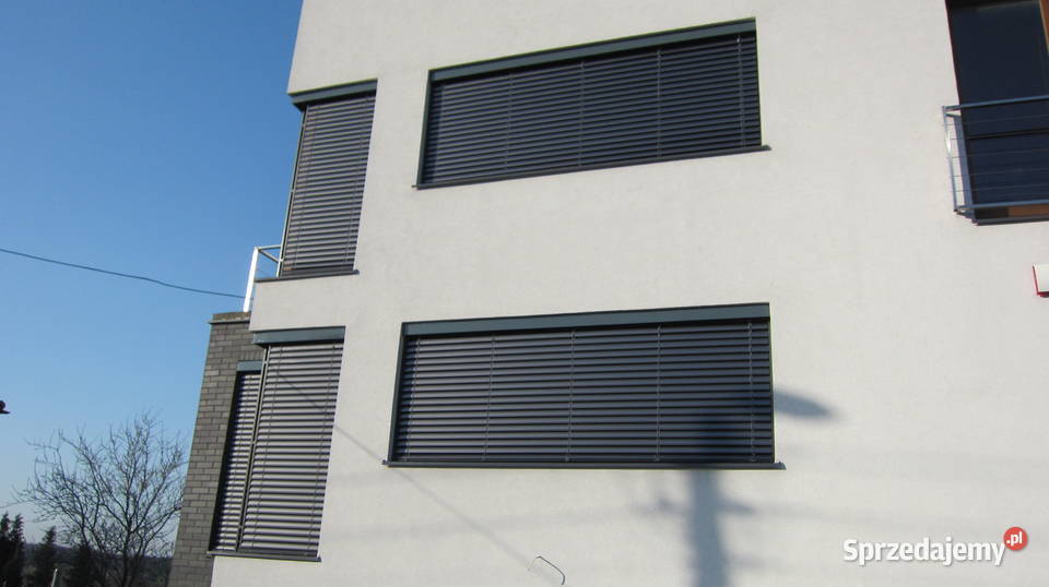 ŻALUZJE FASADOWE inny materiał Drzwi i okna