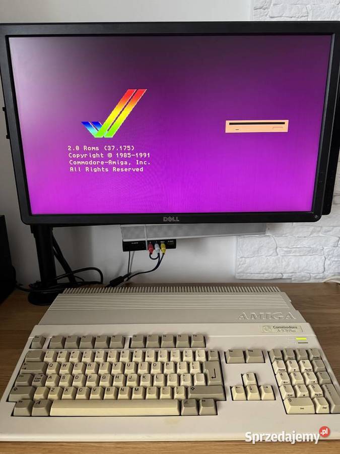 Amiga 500 sprawna działa bez problemu Warszawa sprzedam