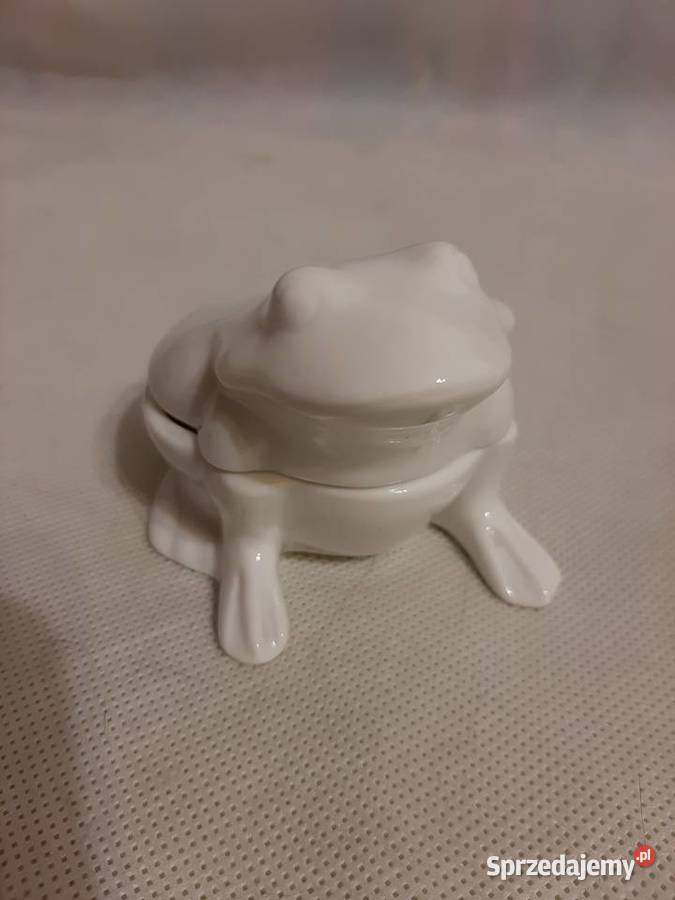 Śliczna figurka porcelanowapuzderko żabka biały Inowrocław