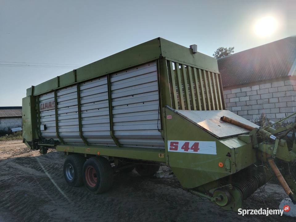 Przyczepa samozbierajaca claas mazowieckie Gradzanowo Zbęskie