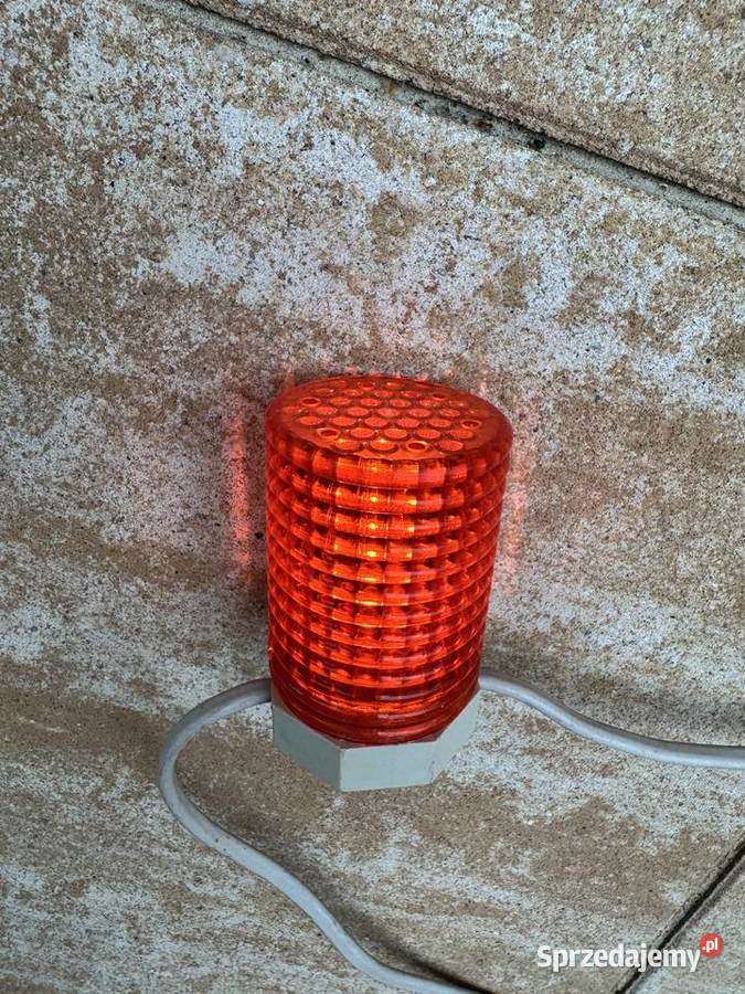 Lampki PRL girlandy oświetlenie zewnętrze Garwolin