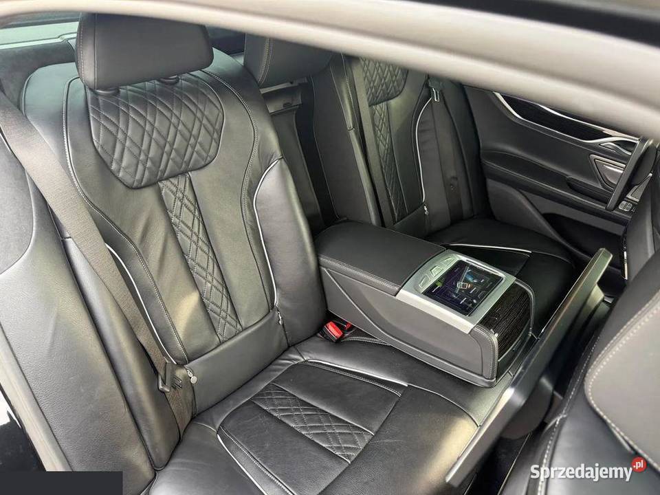 BMW 7 II G11G12 740e iPerformance 2018 Benzyna Krotoszyn
