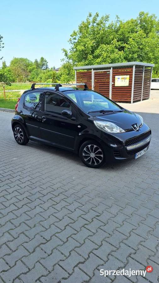 Peugeot 10710 benzynaniski Zarejestrowany w Polsce sprzedam