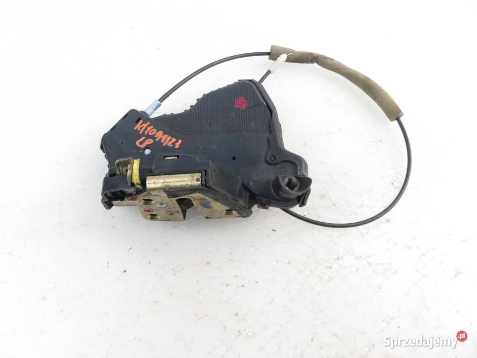 ZAMEK LEWY PRZEDNI TOYOTA COROLLA E12 6 PIN sprzedam