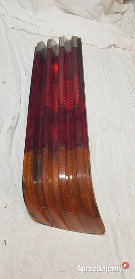 Lampa zespolona tylna lewa do Mercedes R 107 Warszawa