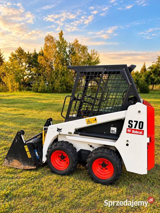Wynajem miniładowarki BOBCAT S70 z mini Rzeszów