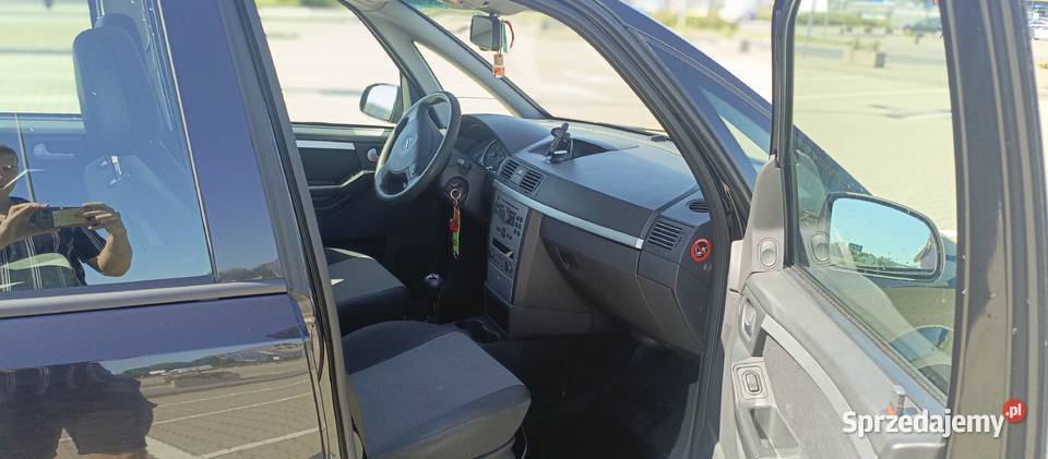 Opel Meriva benzyna Rok produkcji 2006 sprzedam
